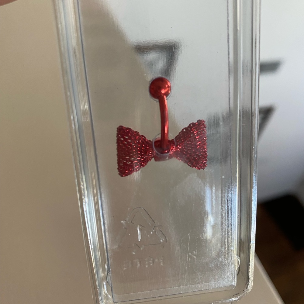 Belly Button Ring - Picture 2 of 6